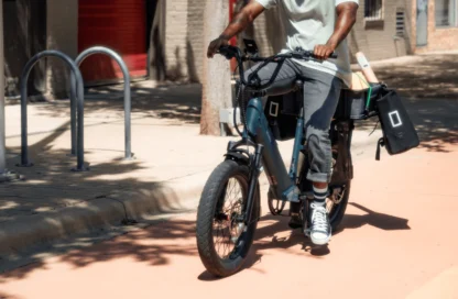Velotric Go 1 Compact Utility e-Bike in Forest Green (NEW!) - Image 3