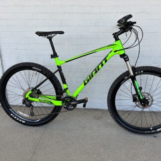 Used Giant Fathom 2 Green/Black Size Large (IN STOCK!)